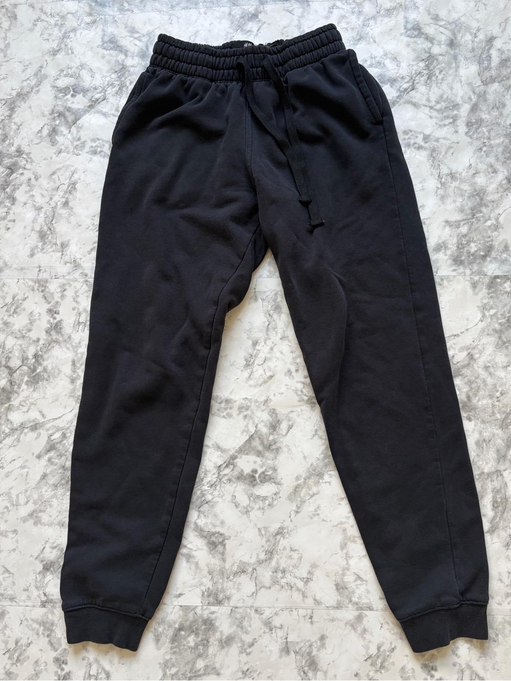 H&M Black Jogger Pants - Comfortable Everyday Sweatpants XS